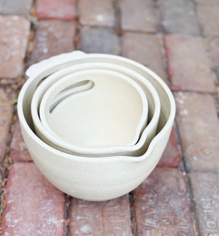 Scalloped Stoneware Nesting Mixing Bowl Set with Hand Grip Handles