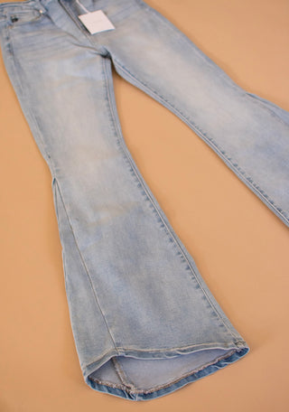 Kan Can Wides - Wild Features Collective